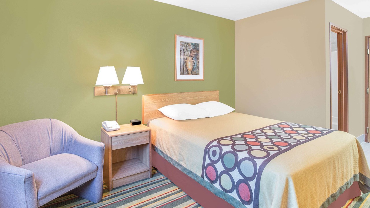 Photo of Bedroom in Carbon Cliff