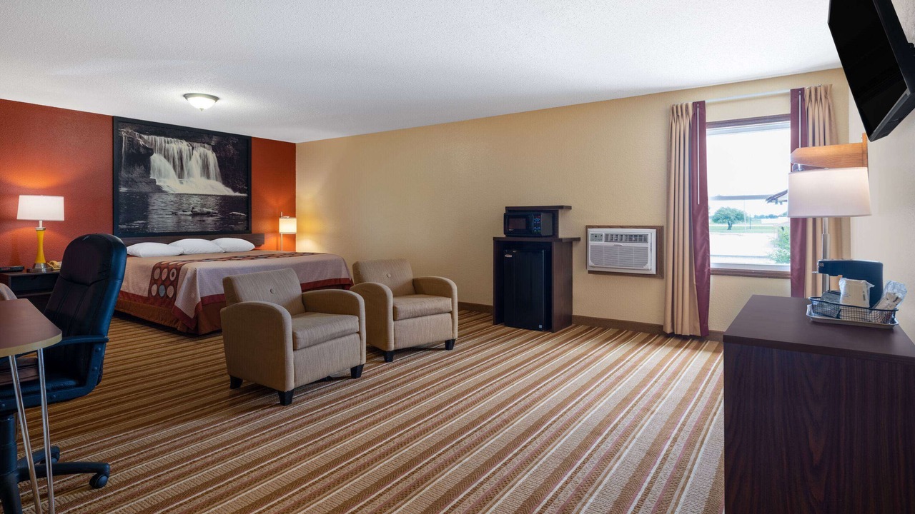 Photo of Livingroom in Mattoon
