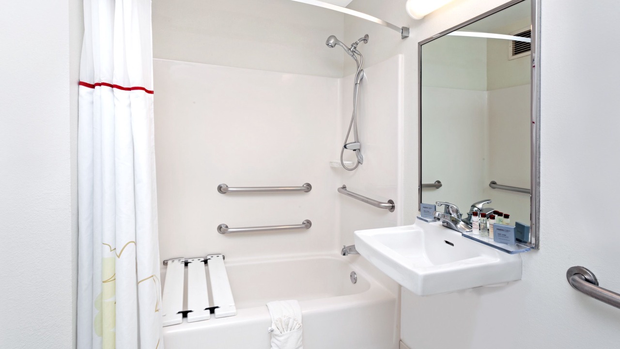 Photo of Bathroom in Schaumburg