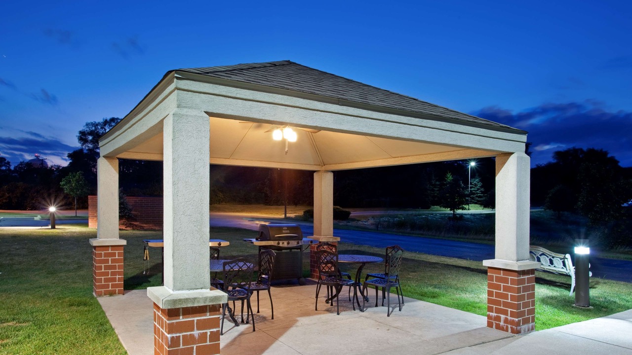 Photo of Outdoor in Warrenville