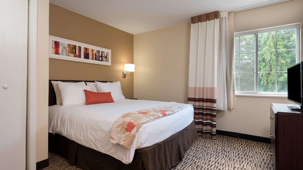 Photo of Bedroom in Hoffman Estates