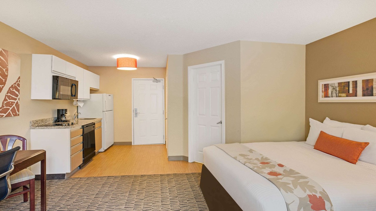 Photo of Bedroom in Hoffman Estates