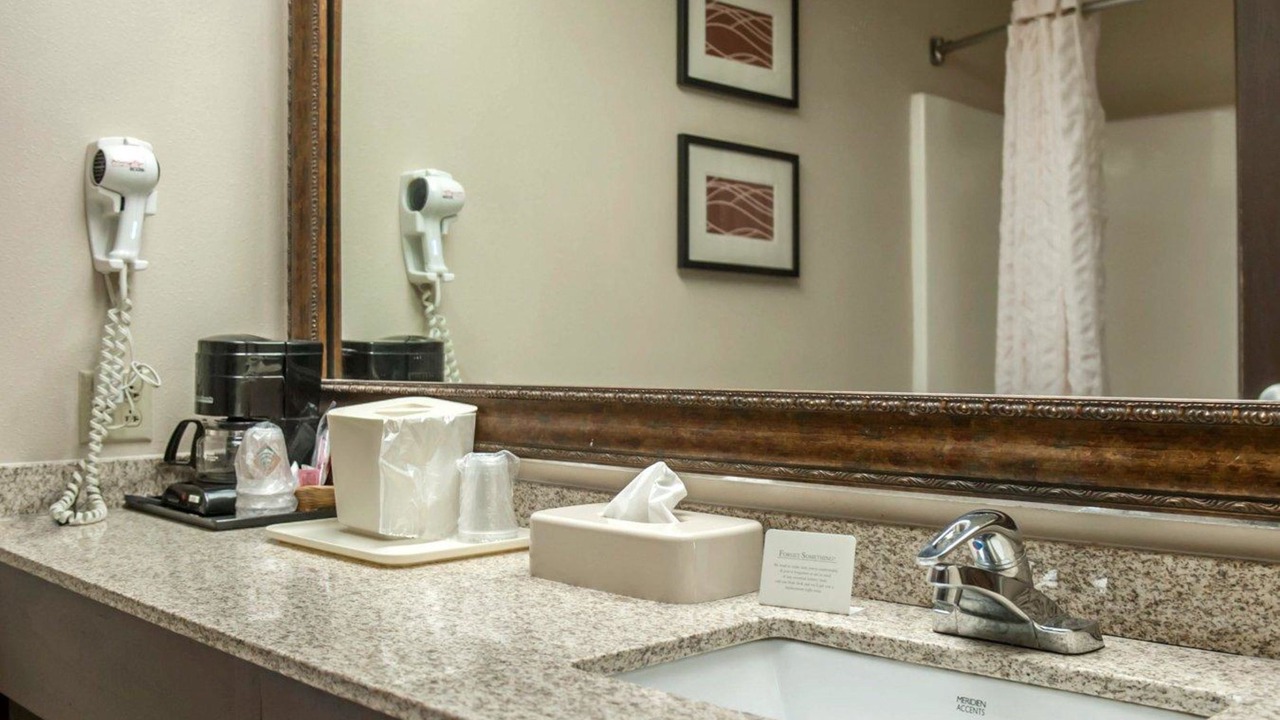 Photo of Bathroom in Cahokia