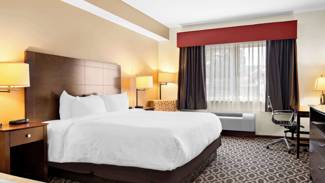 Photo of Bedroom in Savoy