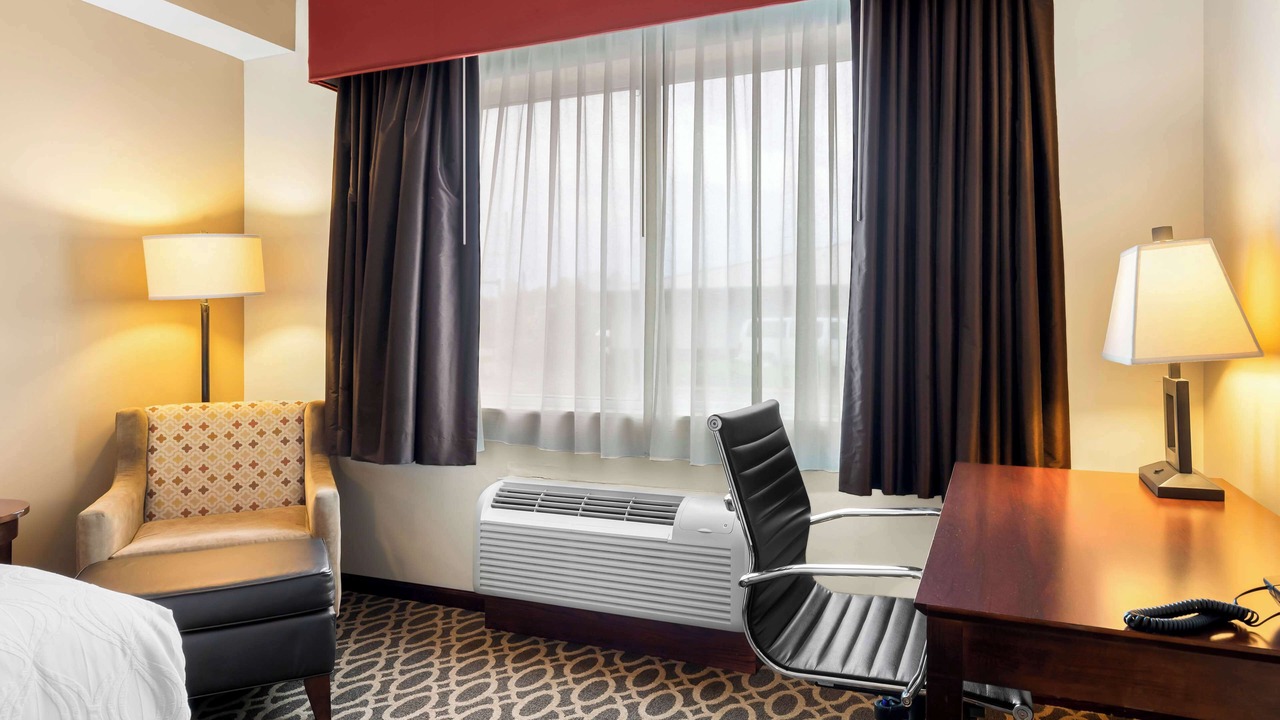 Photo of Bedroom in Savoy