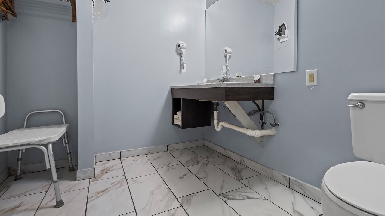 Photo of Bathroom in Rantoul