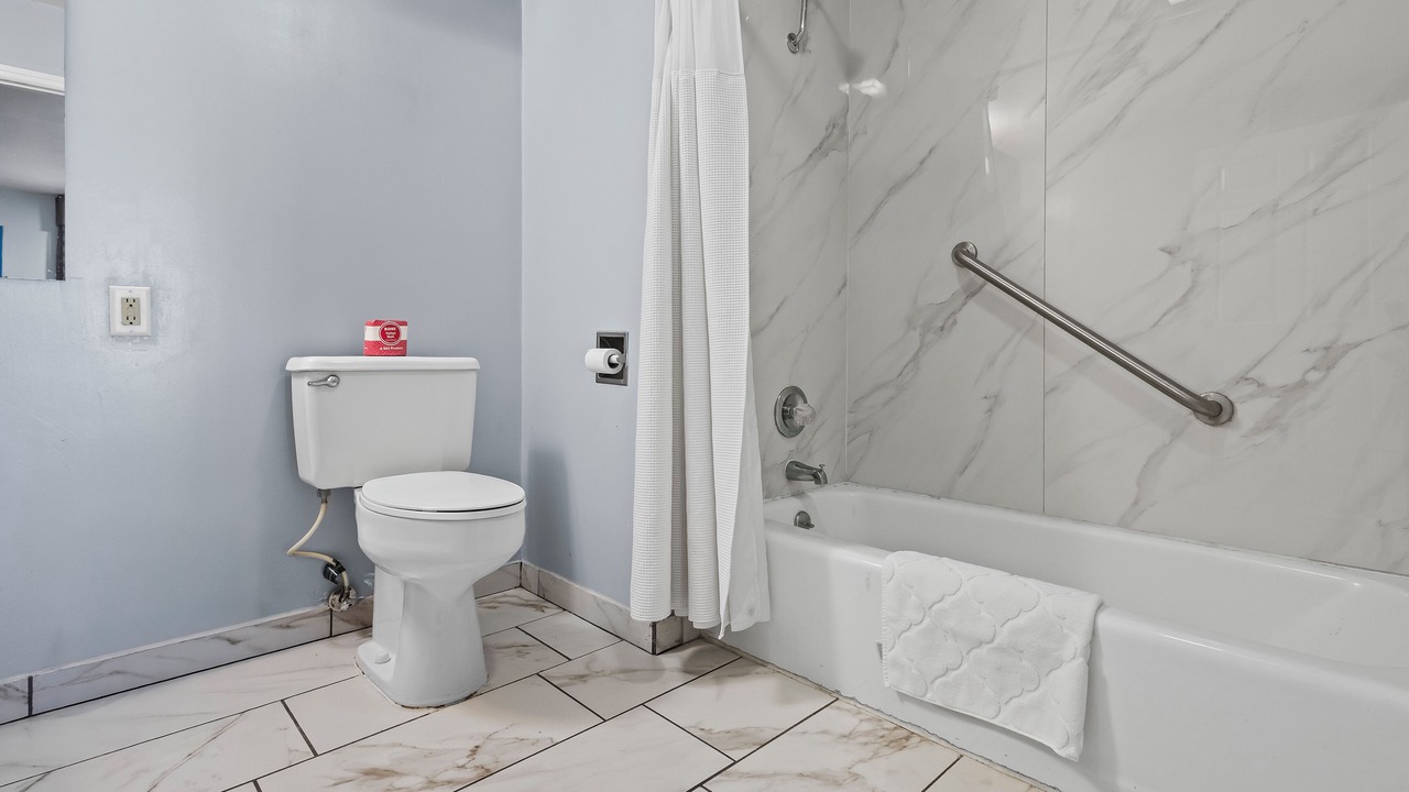 Photo of Bathroom in Rantoul