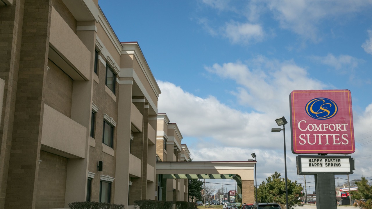 Photo of Outdoor in Oakbrook Terrace