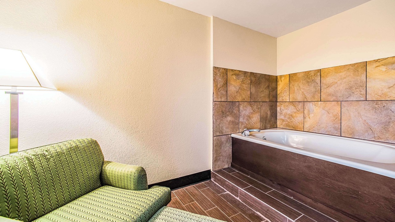 Photo of Bedroom in Carbondale