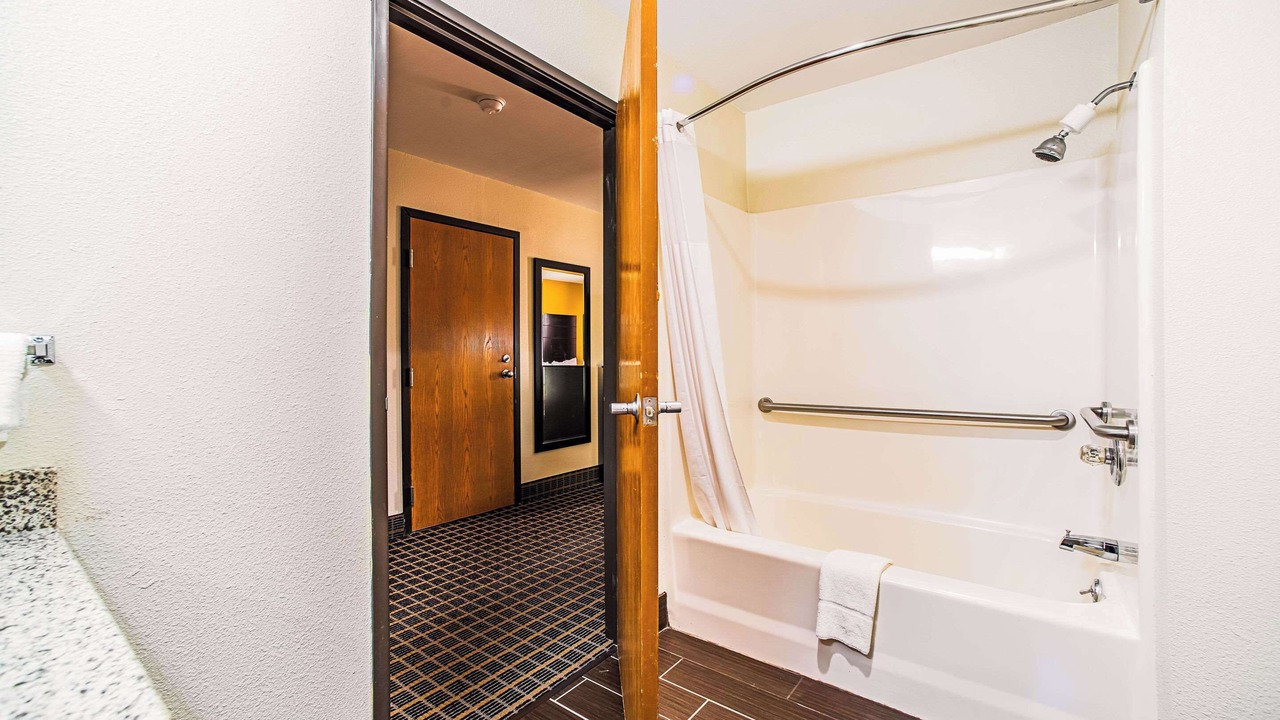 Photo of Bedroom in Carbondale