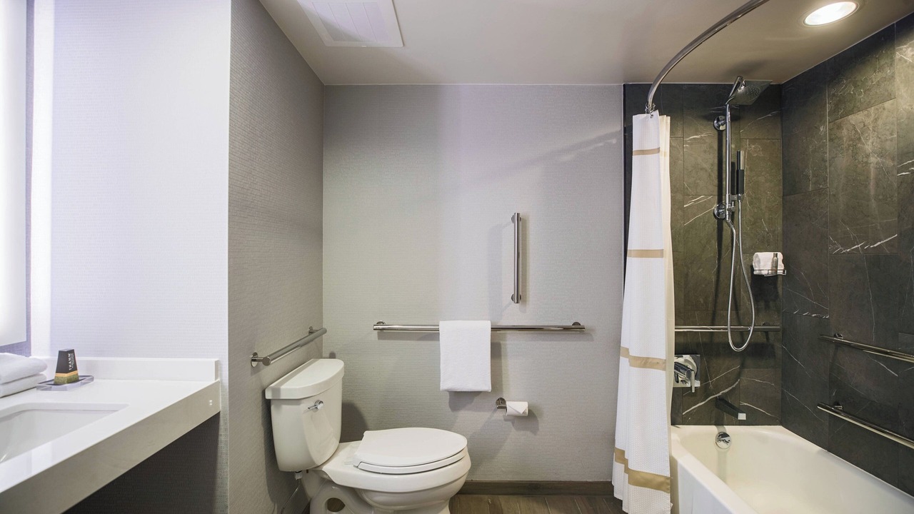 Photo of Bathroom in Near West Side