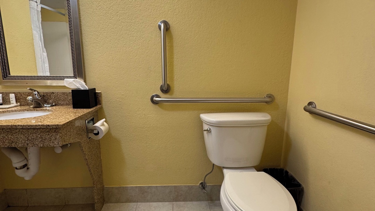 Photo of Bathroom in Gurnee