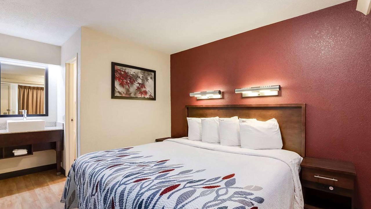 Photo of Bedroom in Deerfield