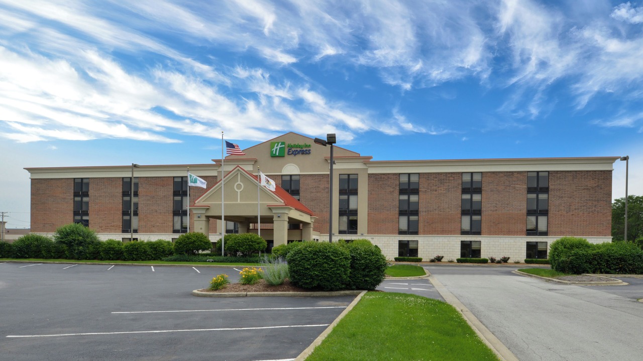 Photo of Outdoor in Crestwood