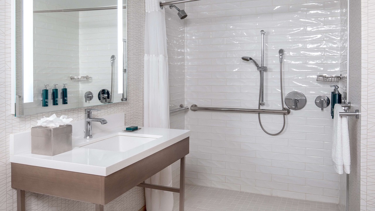 Photo of Bathroom in Skokie