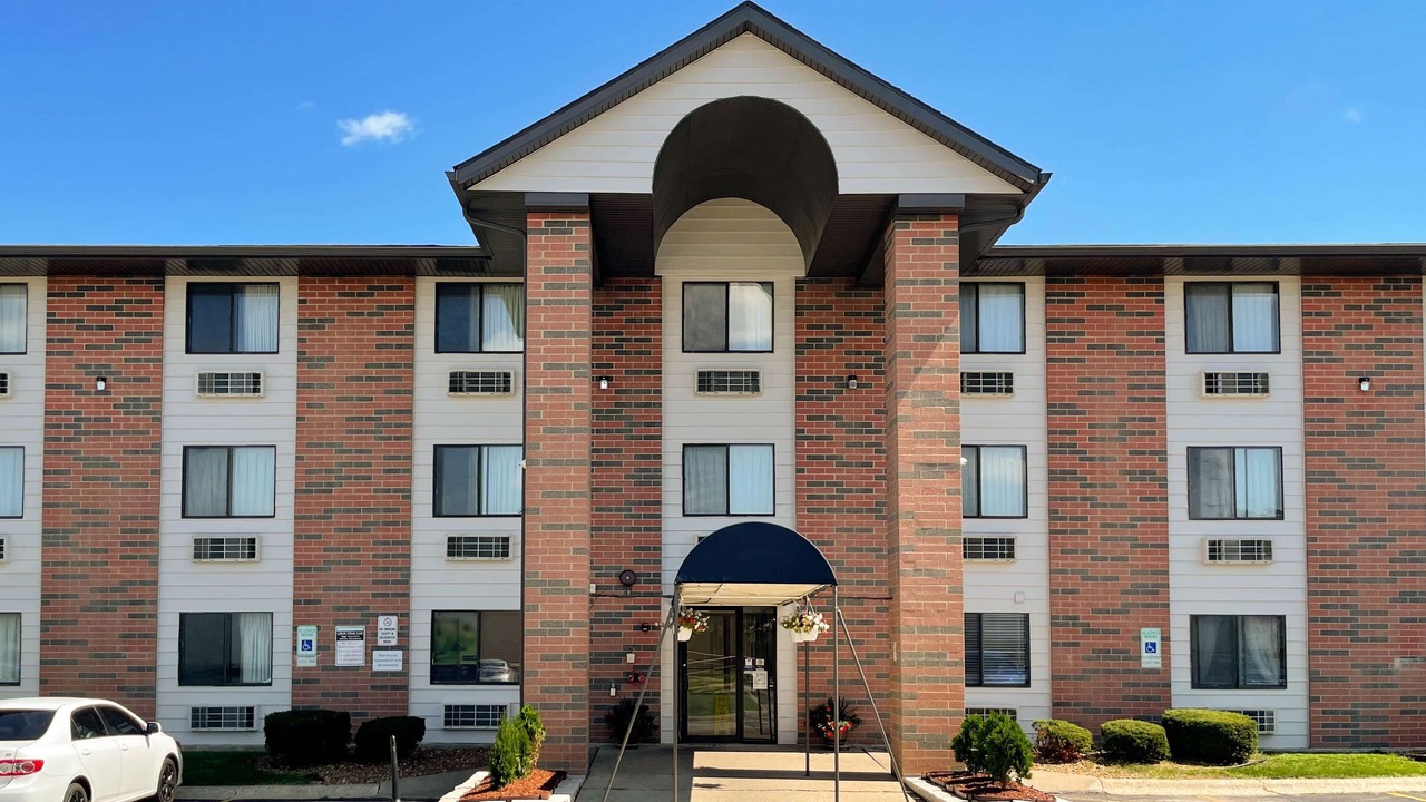 Photo of Outdoor in Elk Grove Village