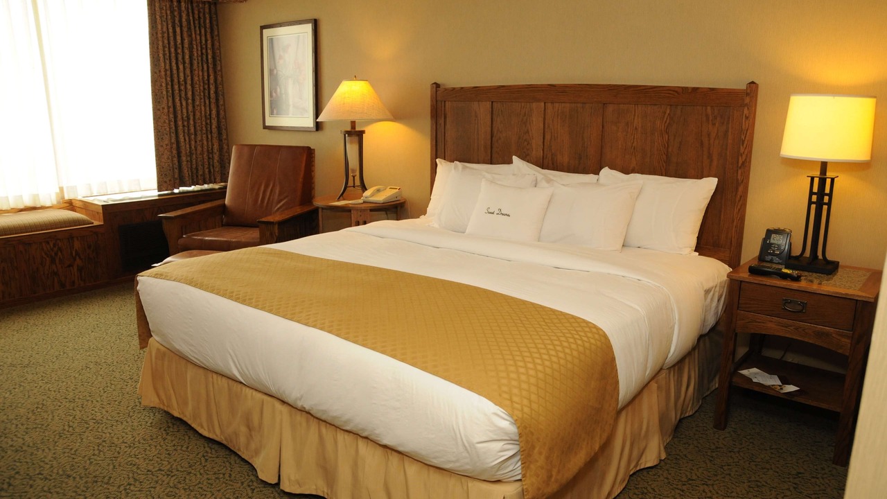Photo of Bedroom in Mundelein