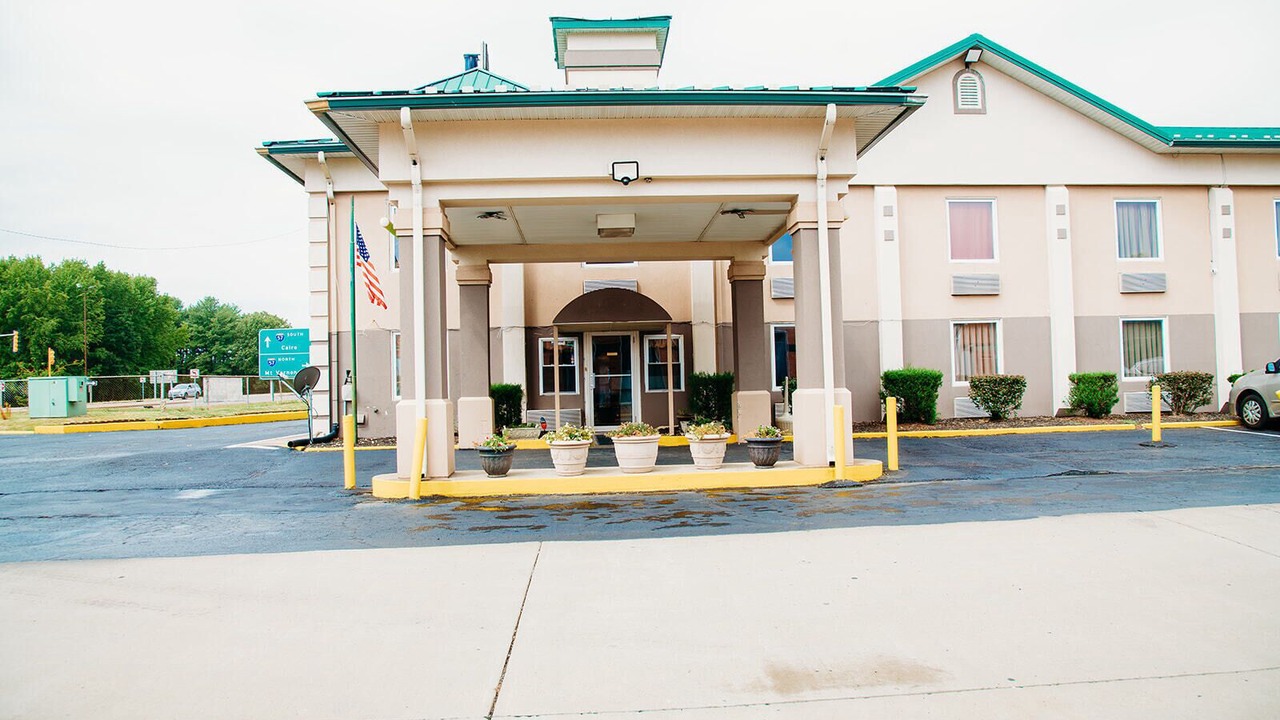 Photo of Outdoor in Benton