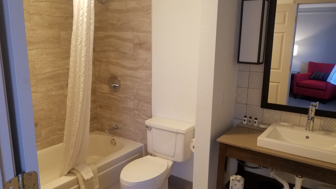 Photo of Bathroom in Hoffman Estates
