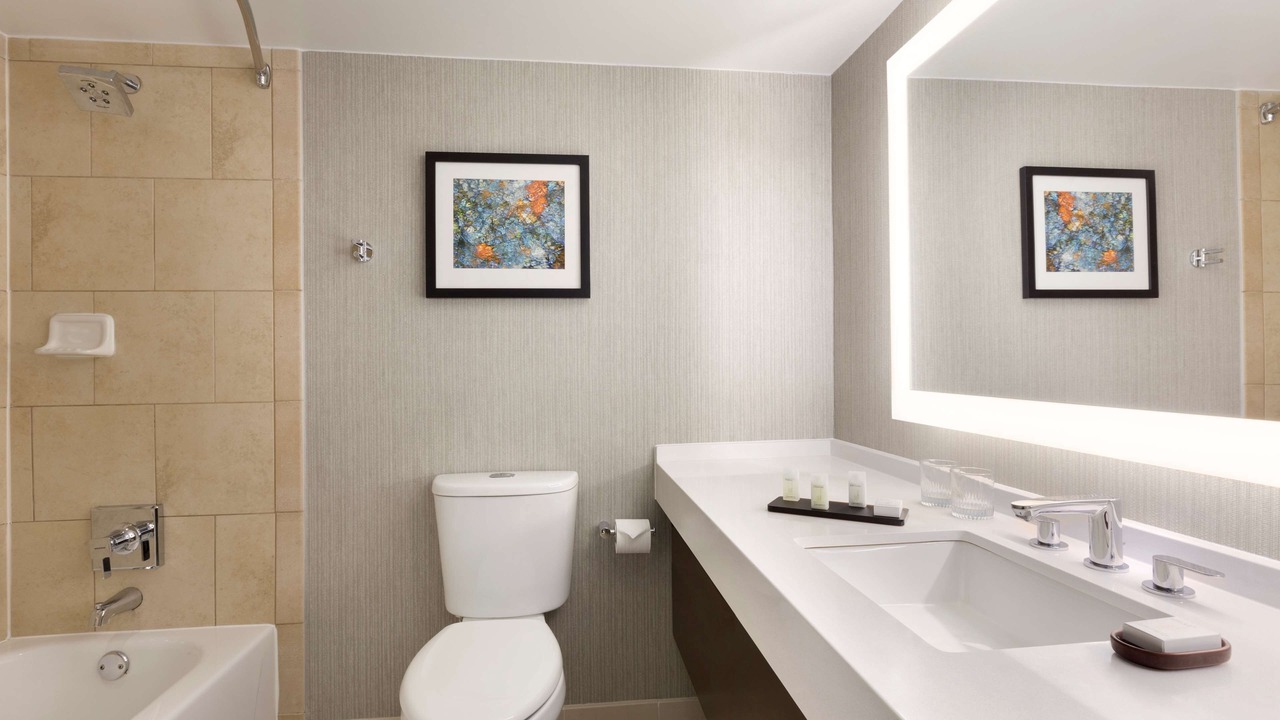 Photo of Bathroom in Lombard