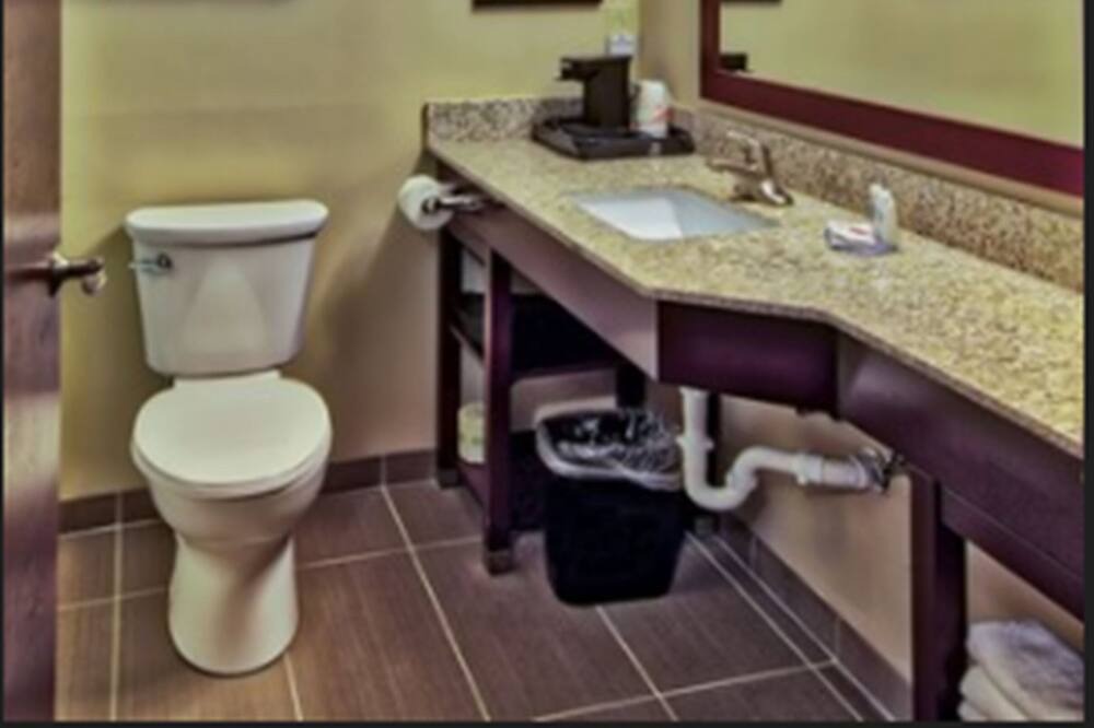 Photo of Bathroom in Mitchell