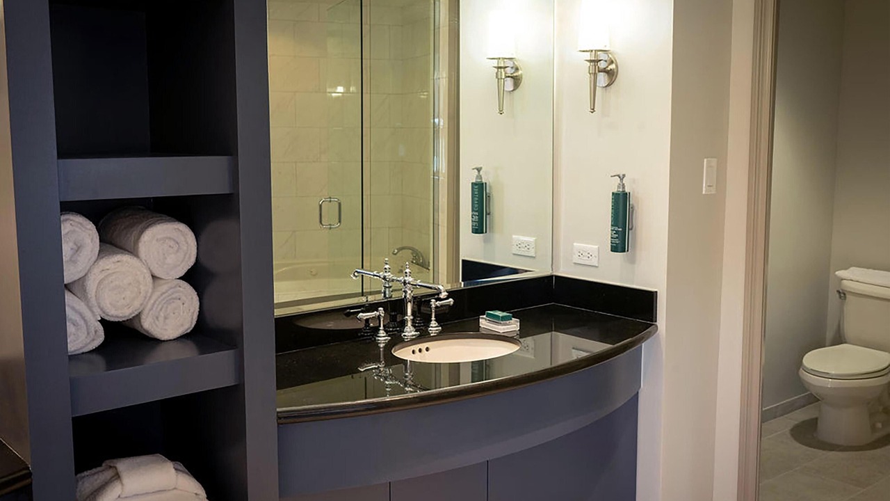 Photo of Bathroom in Evanston