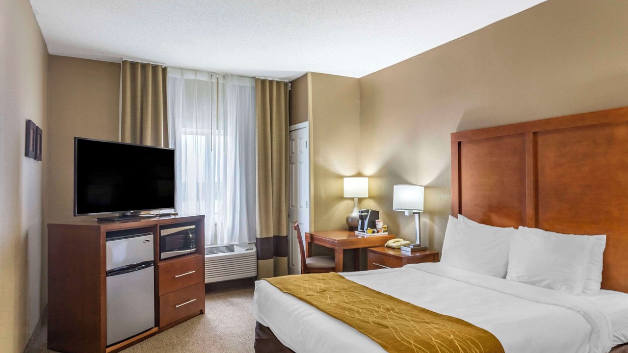 Photo of Bedroom in Gurnee