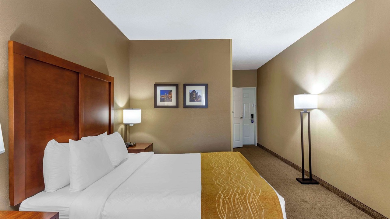 Photo of Bedroom in Gurnee