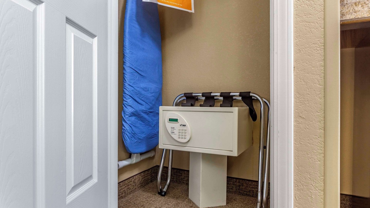 Photo of Bedroom in Gurnee