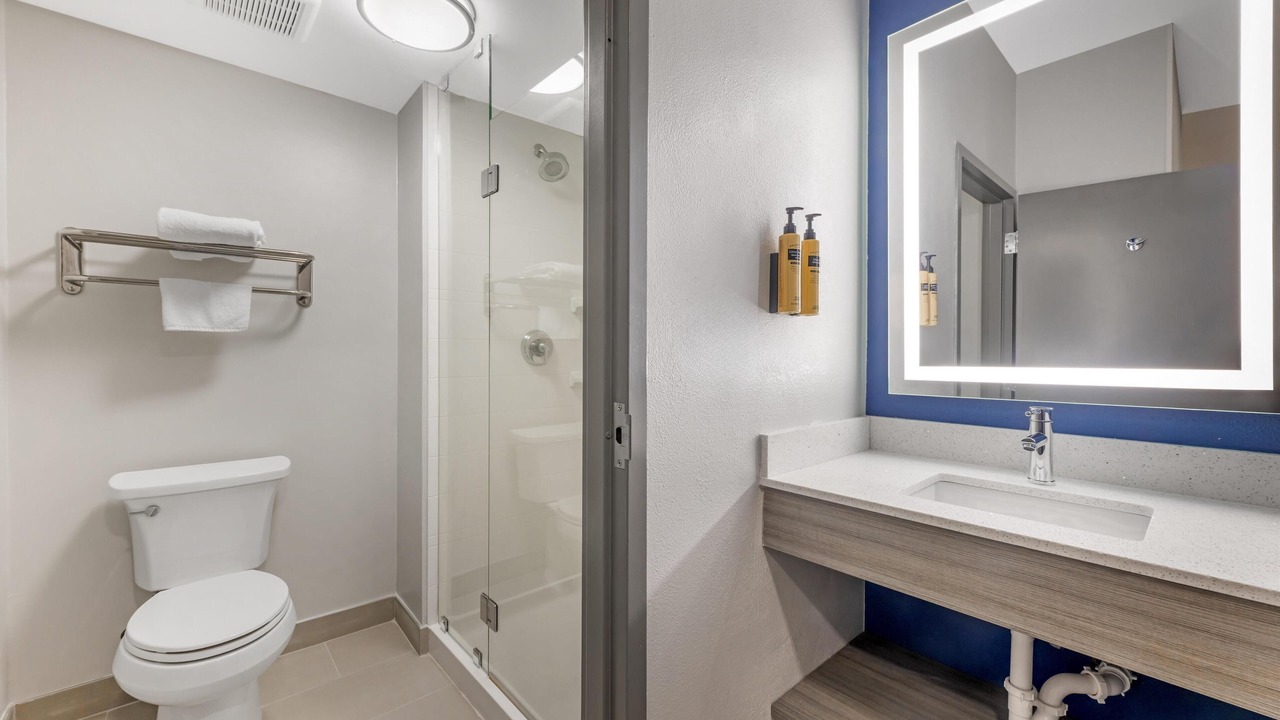 Photo of Bathroom in West Dundee