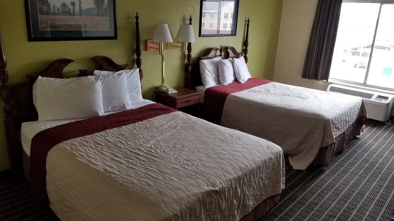 Photo of Bedroom in Lansing