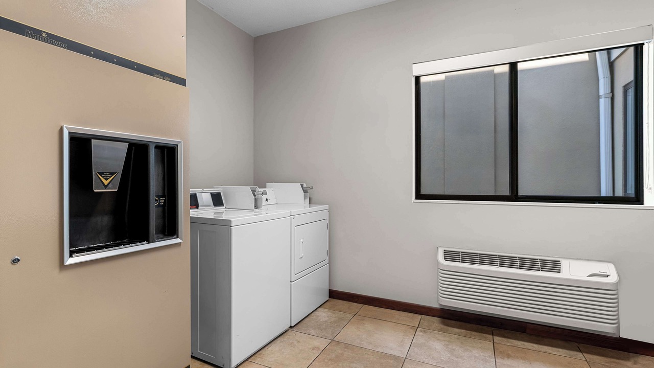 Photo of Bedroom in Urbana