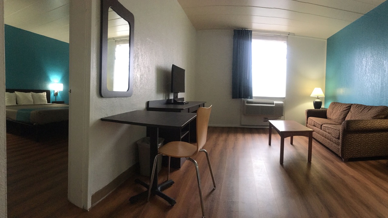 Photo of Bedroom in Melrose Park