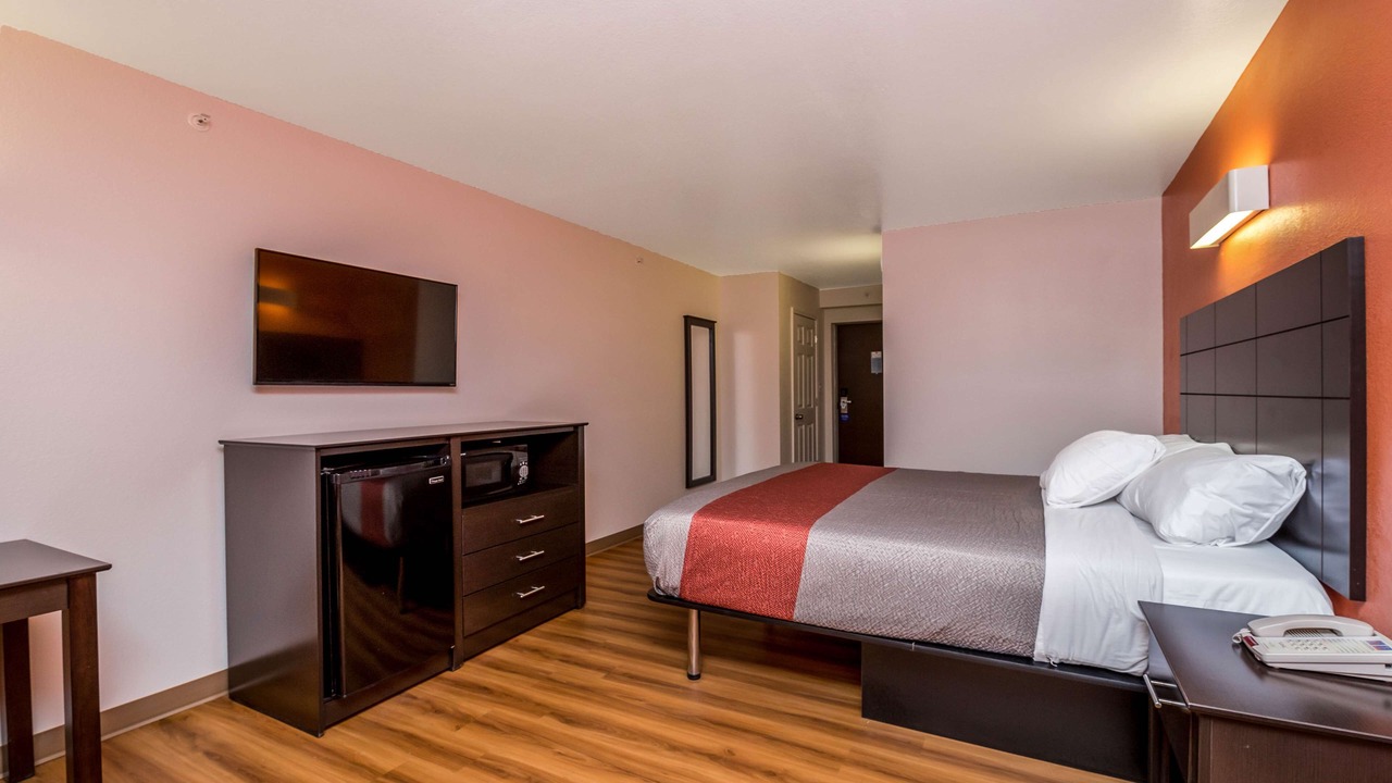 Photo of Bedroom in Orange Prairie