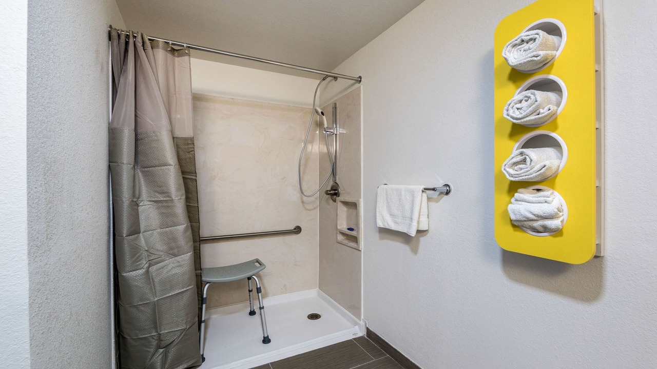 Photo of Bathroom in Orange Prairie