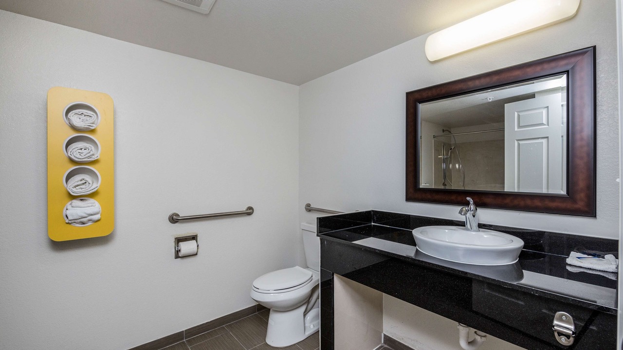 Photo of Bathroom in Orange Prairie