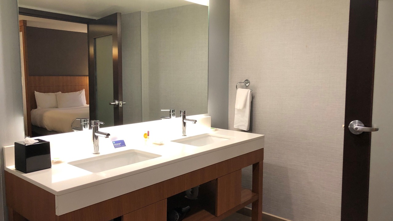 Photo of Bathroom in Rosemont