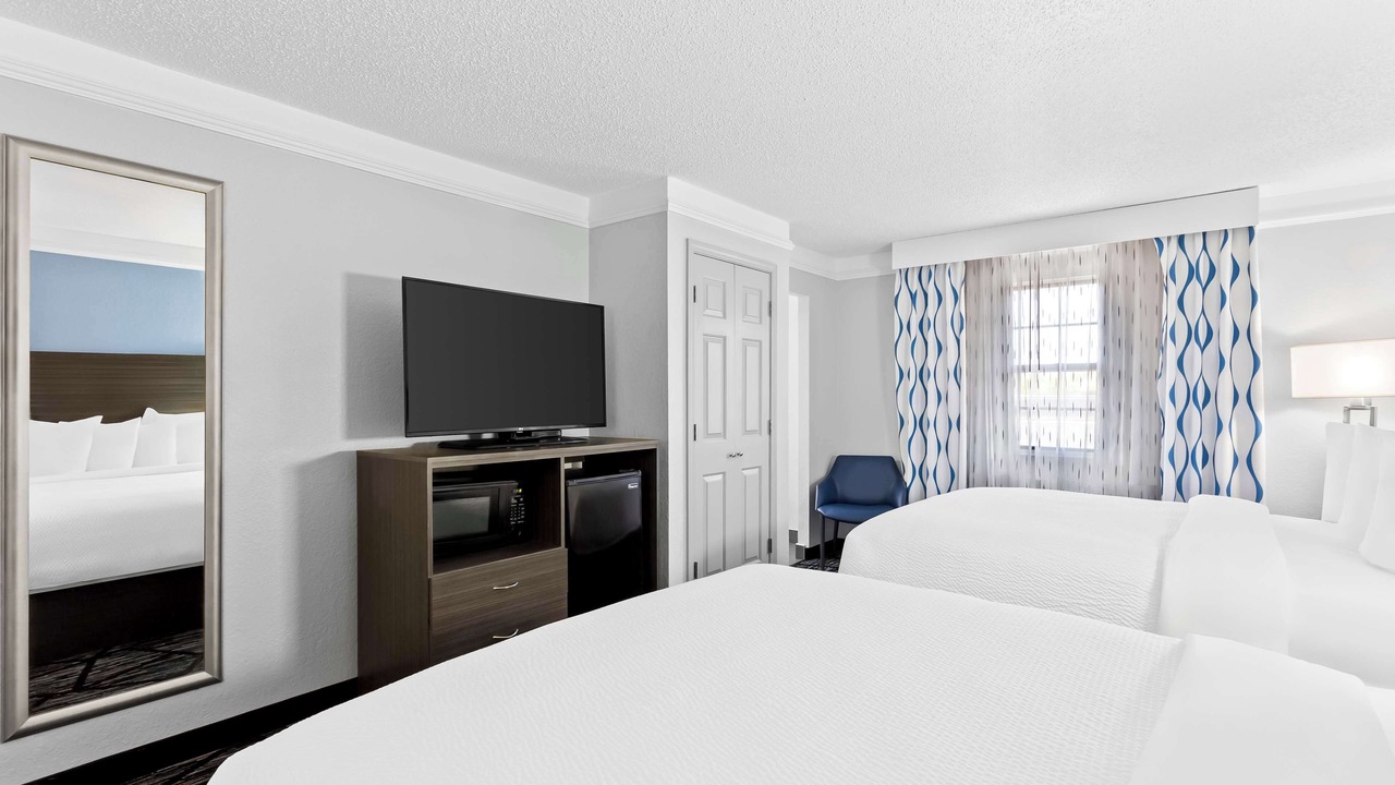 Photo of Bedroom in Schaumburg