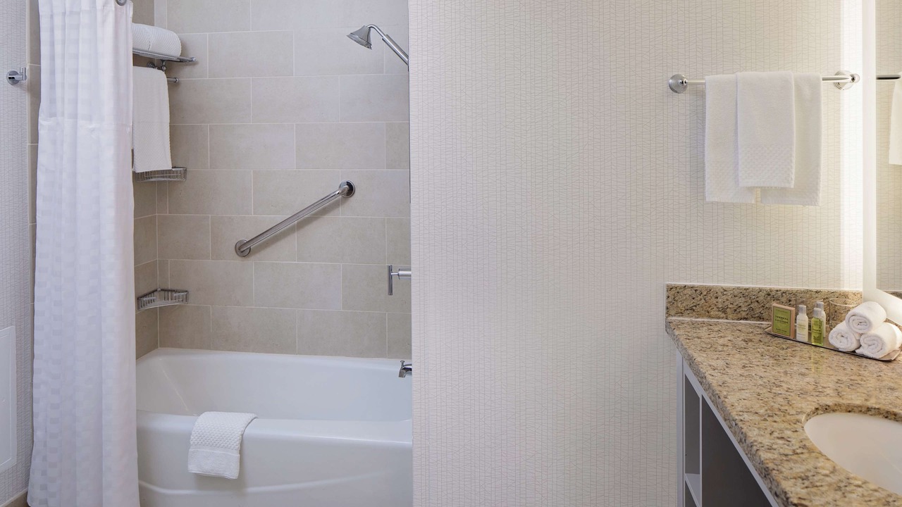 Photo of Bathroom in Streeterville