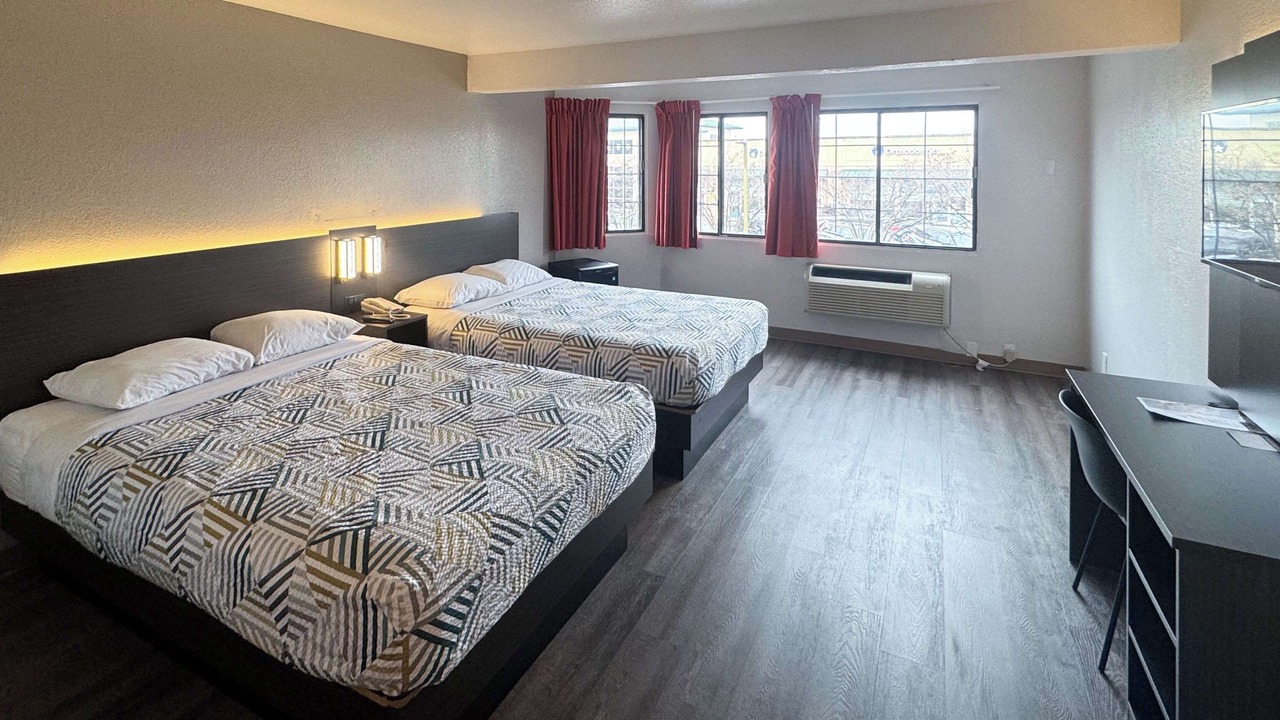Photo of Bedroom in Glenview