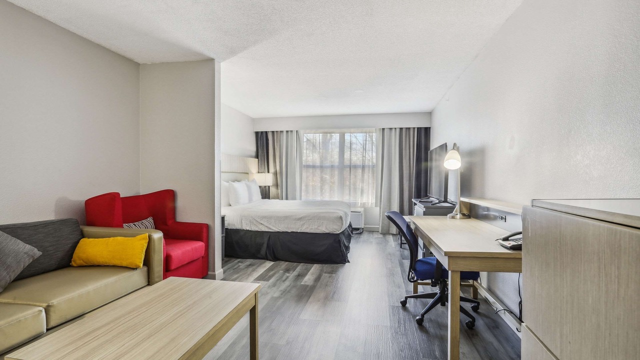 Photo of Bedroom in Bensenville