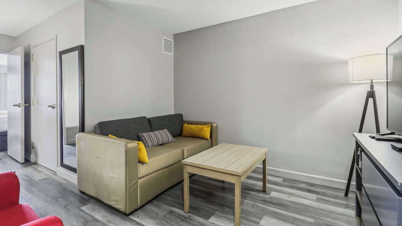 Photo of Bedroom in Bensenville