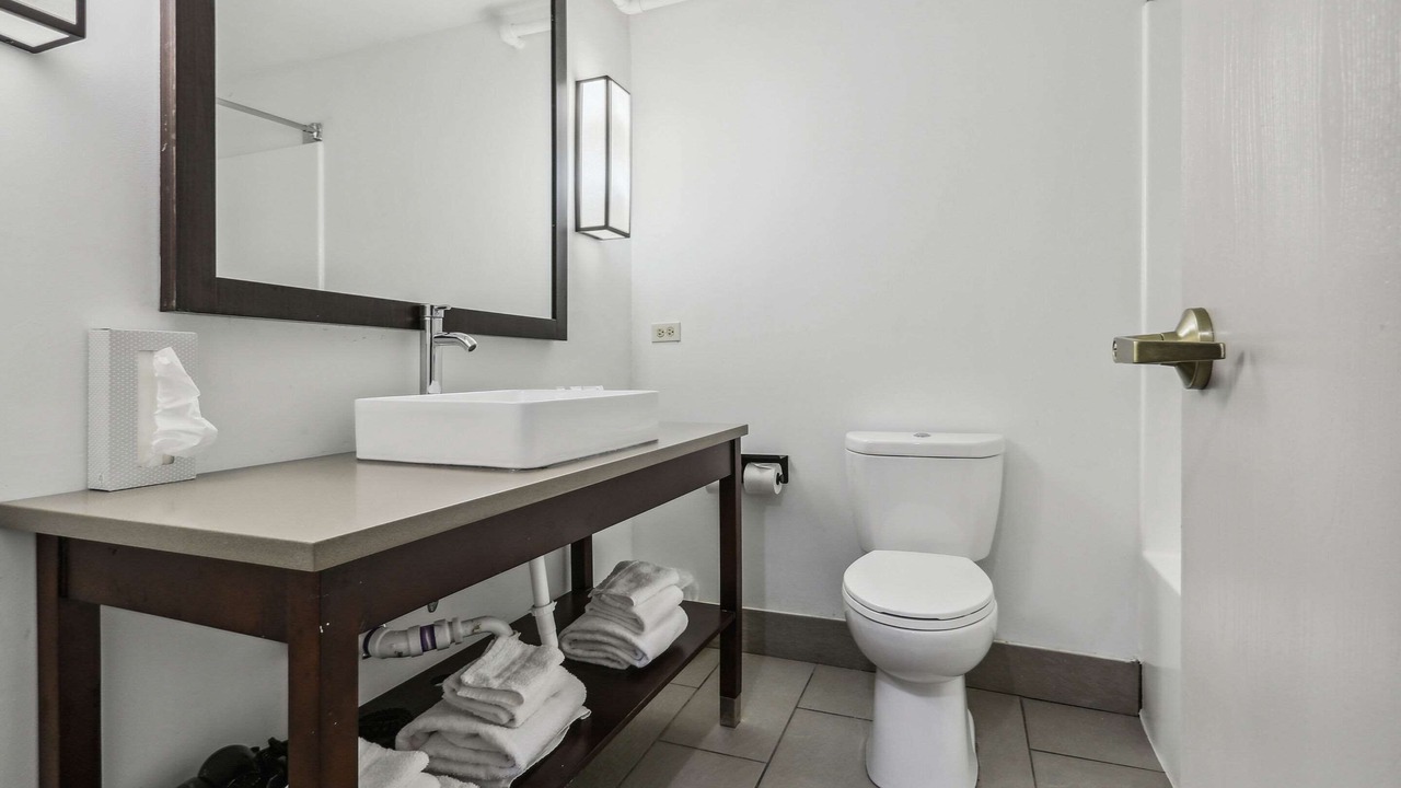 Photo of Bedroom in Bensenville