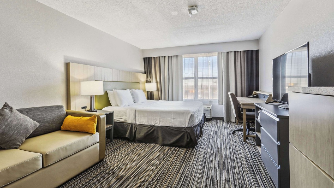 Photo of Bedroom in Bensenville