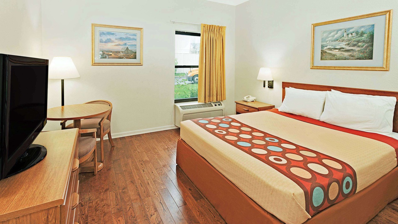 Photo of Bedroom in Hampshire