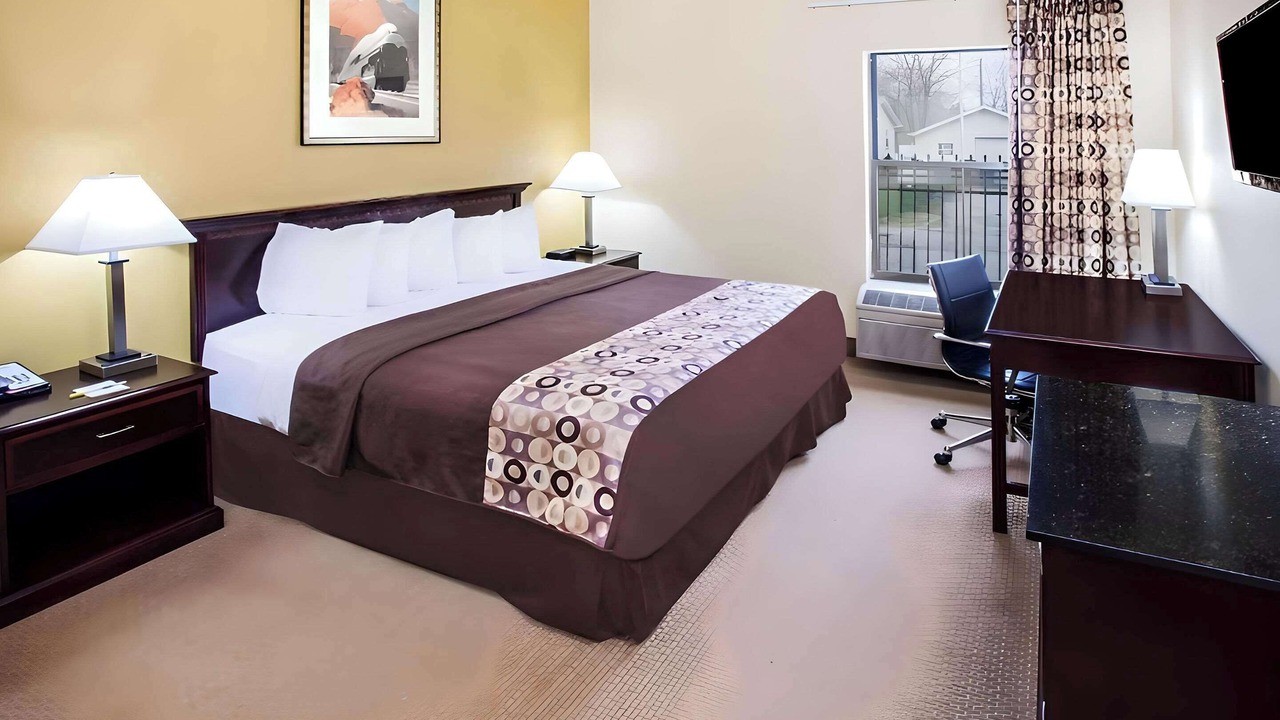 Photo of Bedroom in Harvey