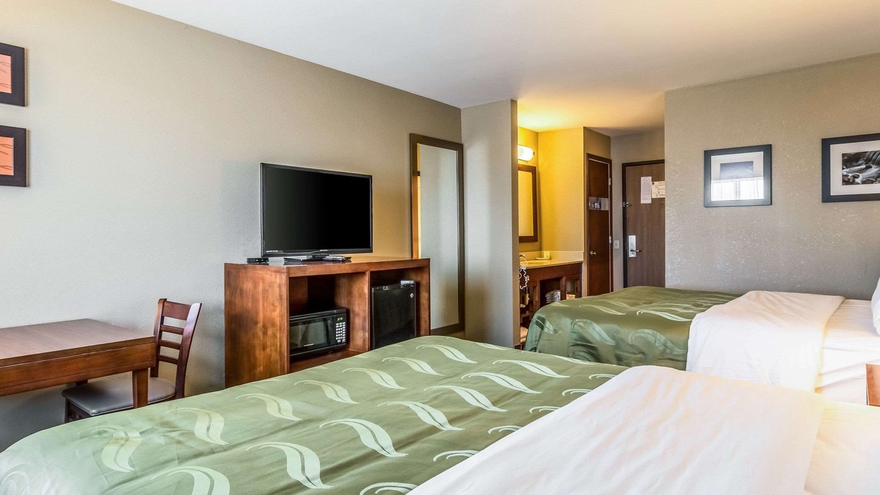 Photo of Bedroom in Salem