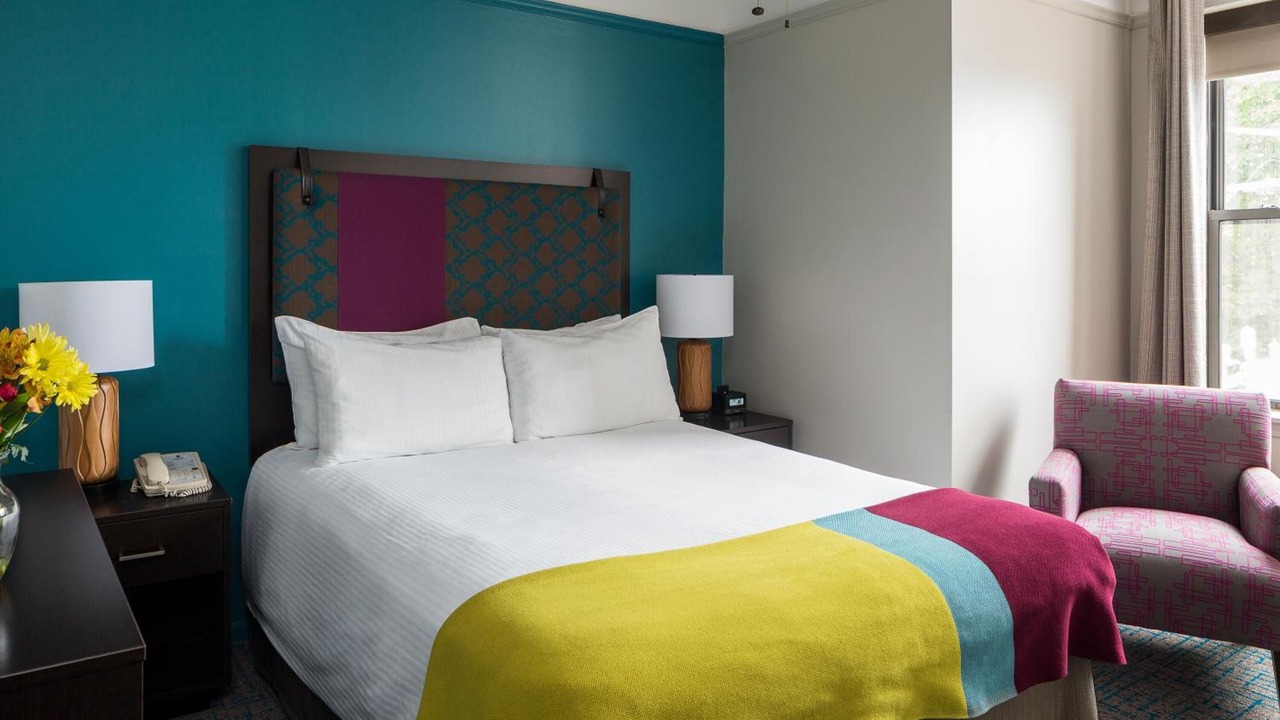 Photo of Bedroom in Lakeview