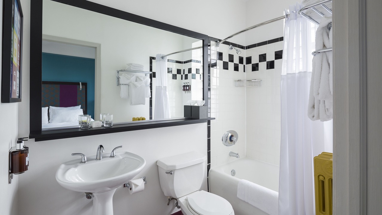 Photo of Bedroom in Lakeview
