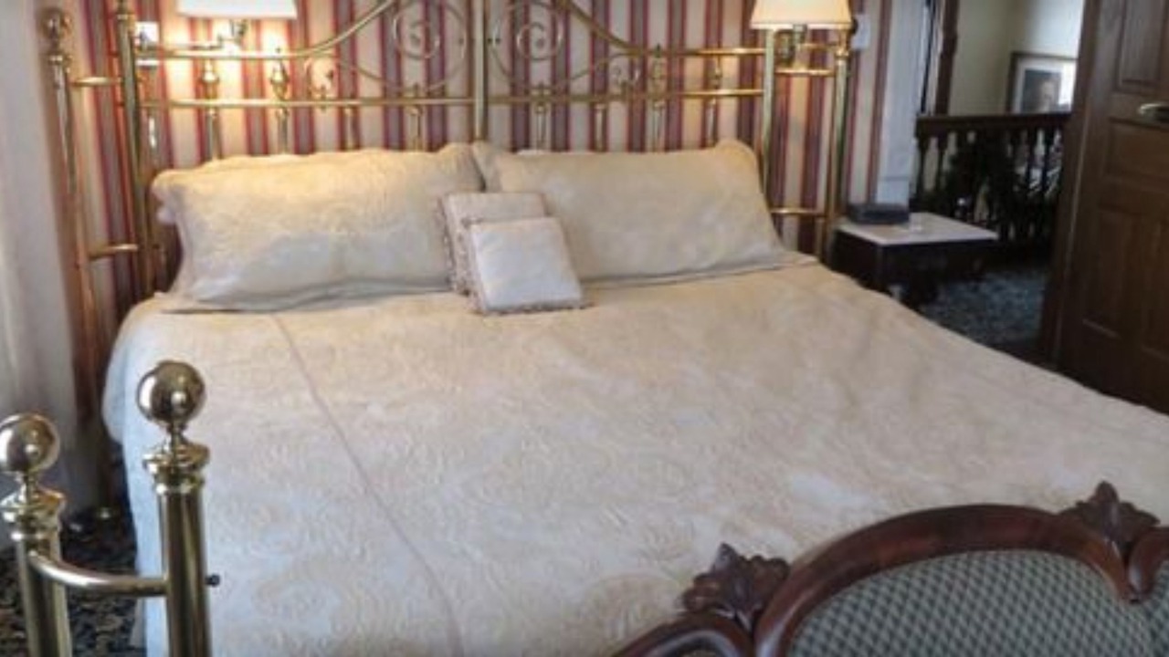Photo of Bedroom in Taylorville